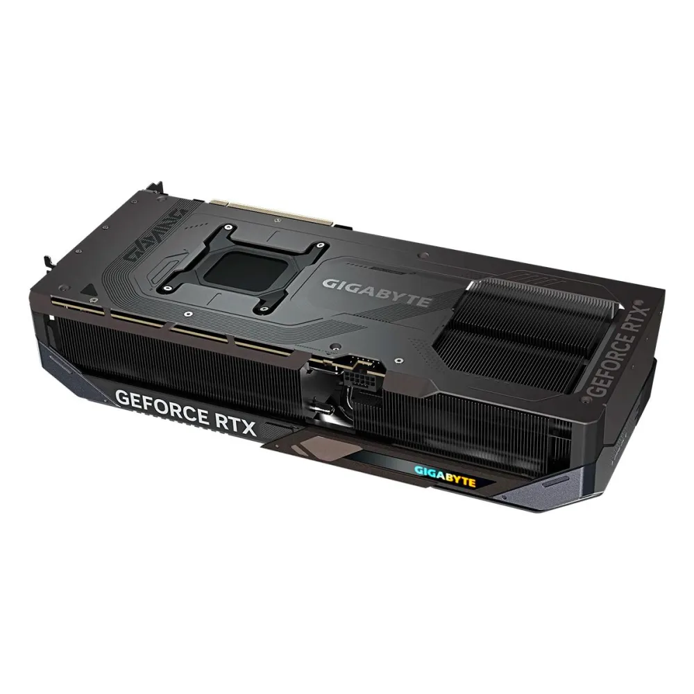 Gigabyte-GeForce-RTX-5090-Gaming-OC-32GB-GDDR7-6.jpg