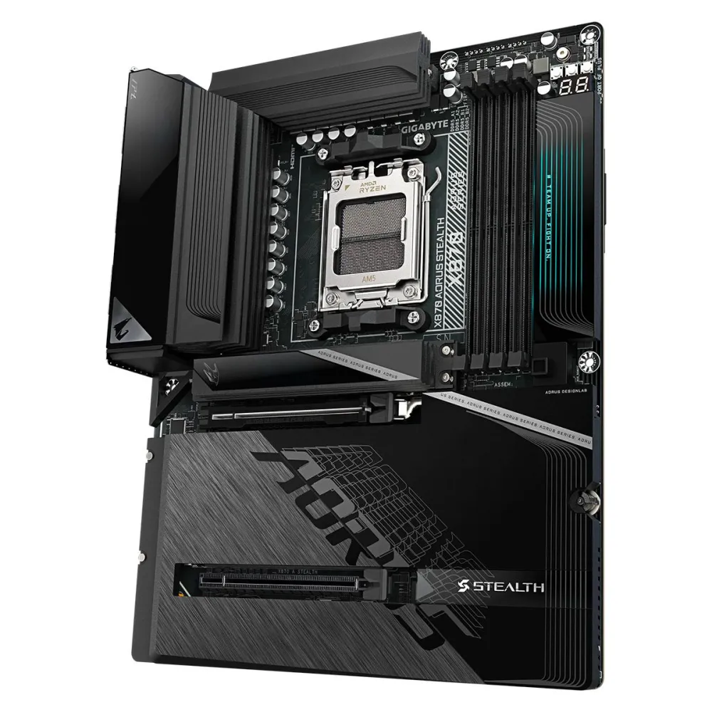 Gigabyte-X870-AORUS-Stealth-2.jpg